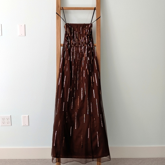 Niki Livas Formal Evening Dress - Picture 1 of 5
